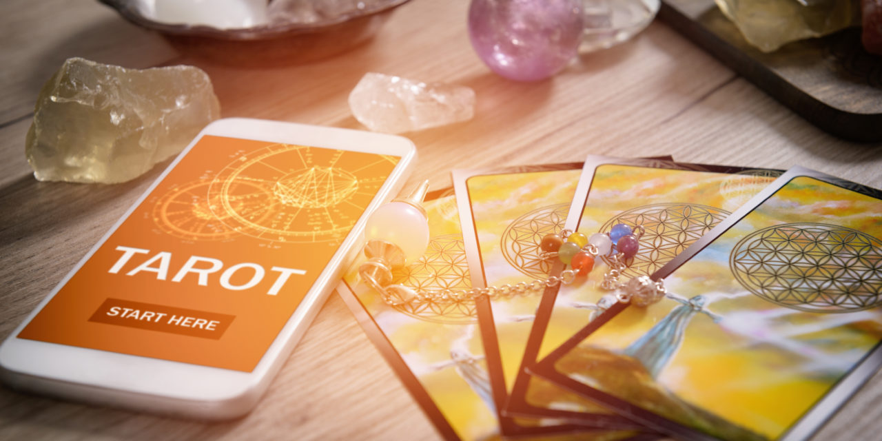 Tarot de Marseille en ligne : comment bien choisir son site