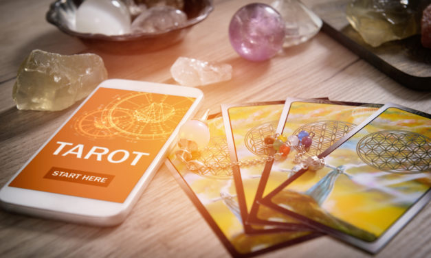 Tarot de Marseille en ligne : comment bien choisir son site