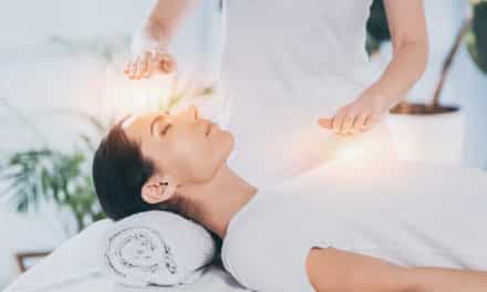 La guérison par le touché : le reiki