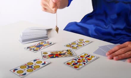 Tirage de Tarot de Marseille en Ligne : Découvrez Ce Que les Cartes Révèlent de Votre Avenir